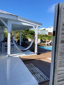Afbeelding uit fotogalerij van Villa de 2 chambres avec vue sur la mer piscine privee et jardin clos a Le Moule a 1 km de la plage in Le Moule