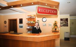 
Lobby/Rezeption in der Unterkunft Hotel National
