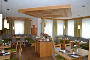 Restaurace v ubytování Pension Ballwein