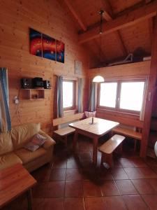 Posezení v ubytování Selbstversorger Hütte Rechberg + 17 fotografií