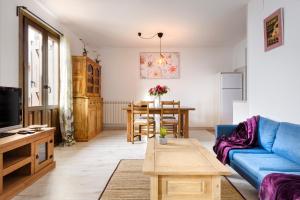 TV a/nebo společenská místnost v ubytování APARTAMENTO CASA PALOMA