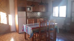 Kuchnia lub aneks kuchenny w obiekcie Alojamiento Rural Casa Inocente