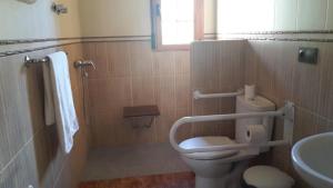 Łazienka w obiekcie Alojamiento Rural Casa Inocente