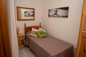 Postel nebo postele na pokoji v ubytování B & S Accommodation Sea View Apartment Marsascala, Malta