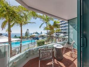 A piscina localizada em Crowne Plaza Sydney Coogee Beach by IHG ou nos arredores