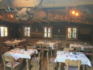 Zdjęcie z galerii obiektu Gasthof Zacherlbräu w mieście Bruck an der Großglocknerstraße
