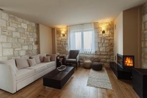 Posezení v ubytování Levidi Suites