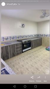 Kuchyň nebo kuchyňský kout v ubytování Al Massah Hostel إستراحة الماسة