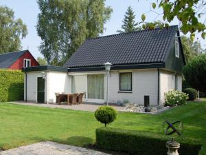 Afbeelding uit fotogalerij van Vakantiepark Bosmeer Friesland in Noordwolde