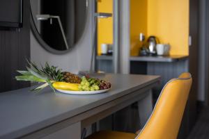 A cozinha ou cozinha compacta de Maldron Hotel Smithfield Dublin City