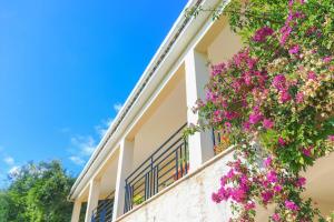 A balcony or terrace at Villa Natasha