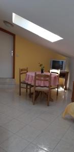 TV a/nebo společenská místnost v ubytování Studio Apartment Milica