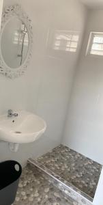 A bathroom at Apartment Curacao