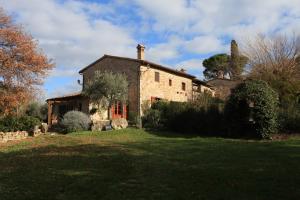 A garden outside Antico Gelso