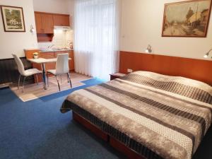 Posteľ alebo postele v izbe v ubytovaní Klára Villa Hévíz