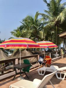 Mynd úr myndasafni af Boblin la Mer hotel restaurant plage í Grand-Bassam