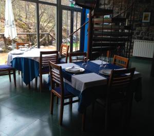 Reštaurácia alebo iné gastronomické zariadenie v ubytovaní Balneario Caldas de Luna