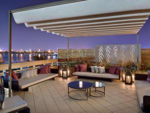 Posezení v ubytování Mövenpick Hotel Bahrain