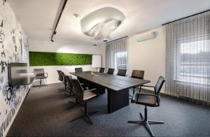 Konferenční prostory v ubytování Hotel VierJahreszeiten am Seilersee + 37 fotografií