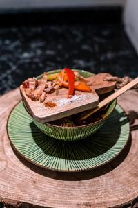 酒店内部或周边提供的食物