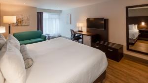 Postel nebo postele na pokoji v ubytování Best Western Hotel St. Jerome