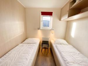 Gallery image of Kindvriendelijk Chalet voor 6 personen SE05 in Serooskerke