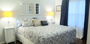 Galería fotográfica de Gorgeous condo, 2 bedrooms, 2 baths, with pool, minutes to Clearwater Beach en Clearwater