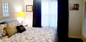 Galería fotográfica de Gorgeous condo, 2 bedrooms, 2 baths, with pool, minutes to Clearwater Beach en Clearwater