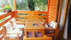 Balkón nebo terasa v ubytování Holiday home Beba