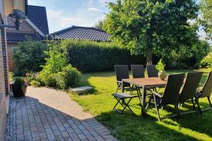 Afbeelding uit fotogalerij van Nähe Hamburg Lübeck Ostsee - BBQ - Garten - Parkplatz in Grönwohld