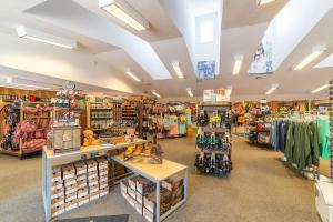 Supermarket nebo jiné obchody v  prázdninového domu nebo okolí