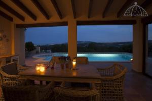 Basen w obiekcie Villa Buen Lugar lub w pobliżu