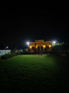 Imagen de la galería de Tripvana Patio Home, en Nashik 16 fotos más