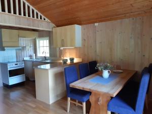 Gallery image of Eidsdal Camping og Feriehus in Eidsdal