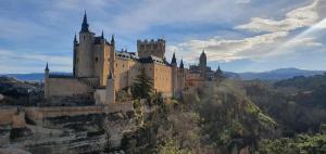 Zdjęcie z galerii obiektu Real Segovia Apartments by Recordis Hotels w mieście Segovia