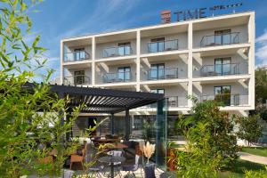 an external view of the time hotel in sydney at Time Boutique Hotel in Split