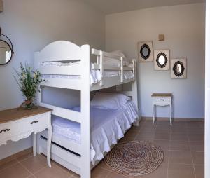 Postel nebo postele na pokoji v ubytování Amore Kastellia-Althea Homes