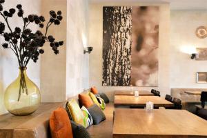 Posezení v ubytování Van der Valk Hotel Hilversum/ De Witte Bergen