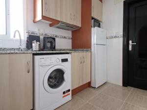 Kuchyň nebo kuchyňský kout v ubytování Aparthotel Costa Blanca