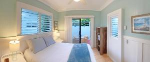 Gallery image of OceanFront Kauai - Harmony TVNC 4247 in Kapaa