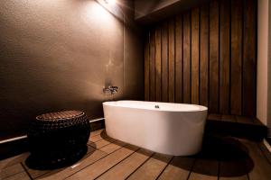 Koupelna v ubytování Randor Hotel Namba Osaka Suites + 35 fotografií