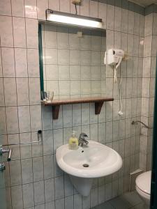 Phòng tắm tại Prenociste Oaza