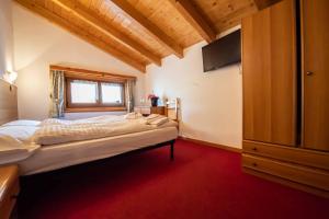 Gallery image of Alpino Lodge Bivio in Livigno