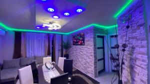Posedenie v ubytovaní Timi wellness Apartman Siófok