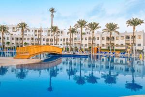 Басейн в Sunrise Diamond Beach Resort -Grand Select або поблизу