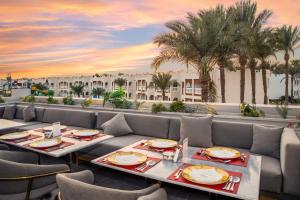 Зона вітальні в Sunrise Diamond Beach Resort -Grand Select