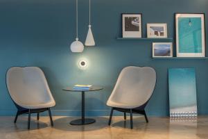 Posezení v ubytování Amarilia Hotel