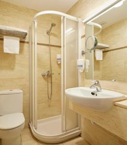 Koupelna v ubytování Hostal Arriazu