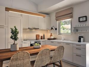 Köök või kööginurk majutusasutuses Astarte Villas - Onda Beach Villa