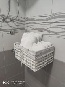 Ένα μπάνιο στο Apartments Airport Inn